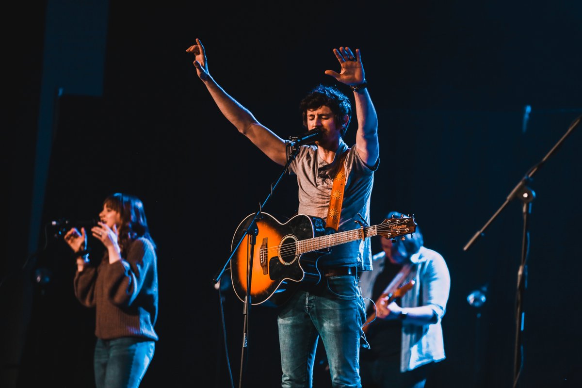 CrossingWorship's tweet photo. "If anyone speaks, he should do it as one speaking the very words of God. If anyone serves, he should do it with the strength God provides, so that in all things God may be praised through Jesus Christ. To him be the glory and the power for ever and ever. Amen." | 1 Peter 4:11 https://t.co/FLPVZ7F0nj