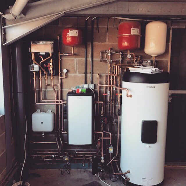 RJBPlumbing's tweet photo. Air to water,looking good lads https://t.co/XKTq4OMQes