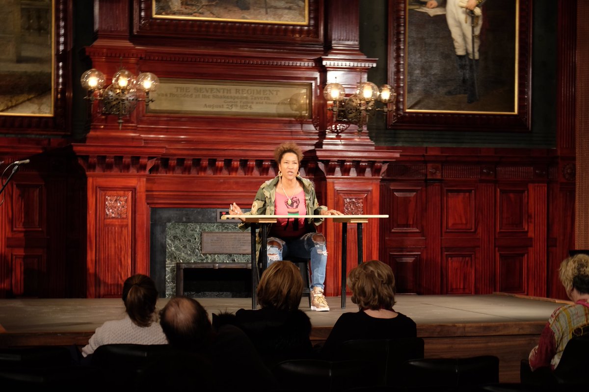 ParkAveArmory's tweet photo. .@LizaJessieP performs excerpts from @NatBlackTheatre's "The Peculiar Patriot," which confronts the complex issue of #MassIncarceration #LookBackLookForward https://t.co/fnoGXB6X3L