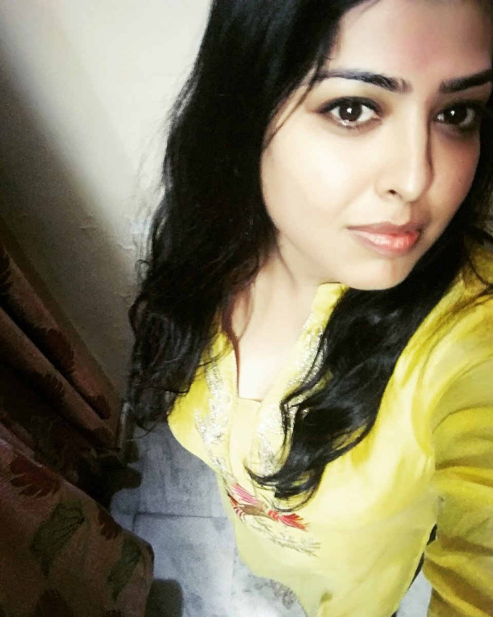 This_is_Sumiti's tweet photo. #LateNightThoughts
.
.
.
.
.
.
.
.
.
.
.
Beyond prejudice!!! ๐
#nomakeup
#selfieria ๐ https://t.co/2hooZ8M9vl