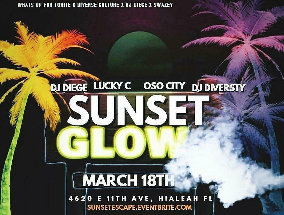 Jcypheer's tweet photo. #SUNSETGLOW
#SunsetEscape
March 18th
10pm-3am
Spring Break 2018 | All You Can Drink🍹RUM PUNCH 🥂
1 Free Shot upon entry ‼️‼️
Glow Accessories Provided
Hookahs Will Also Be Available 💨
FOR EARLY BIRDS SALES AND TICKET PRICES VISIT https://t.co/PHJnYlDhqN https://t.co/JWmIFVVMBT