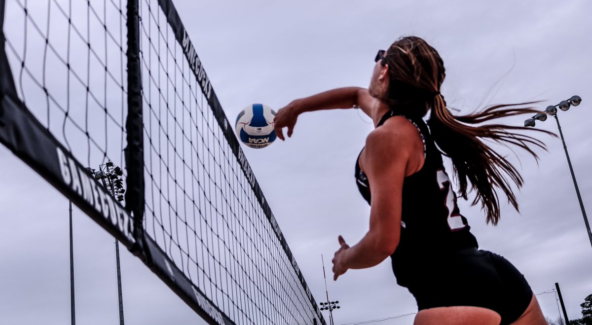 GamecockBeachVB's tweet photo. Plenty of great competition this morning in our Garnet v. Black scrimmage! The Black team won a close 3-2 match, clinched by Franky and Hannah. Check out some shots from the day's action! #Gamecocks are in action just six days from now, heading down to the Stetson Spring Fling! https://t.co/3eH2ICY5Ei