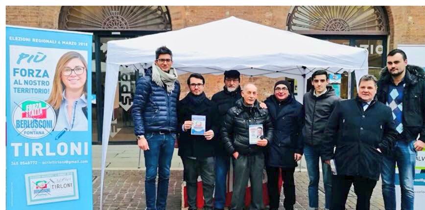 fi_giovani's tweet photo. La nostra #CampagnaElettorale non conosce soste ancora immagini di un ordinario sabato sul #Territorio a #Mestre #Treviso #Carpi #Cremona! #RoadTo4Marzo #BerlusconiPresidente! @CalabriaTw @forza_italia https://t.co/K5i527WfWx