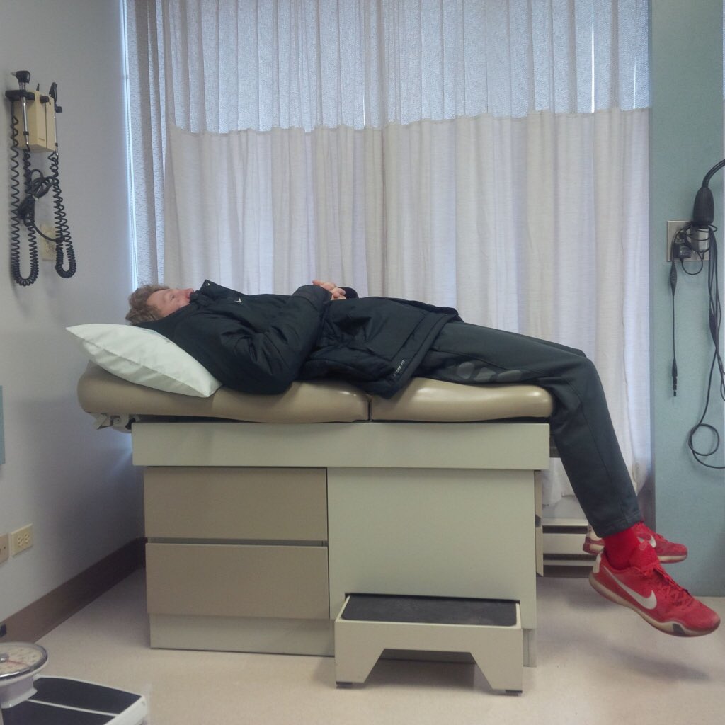 BigBenHendriks5's tweet image. When you are the age still to see the paediatrician but not the size! #BigManProblems #Flu