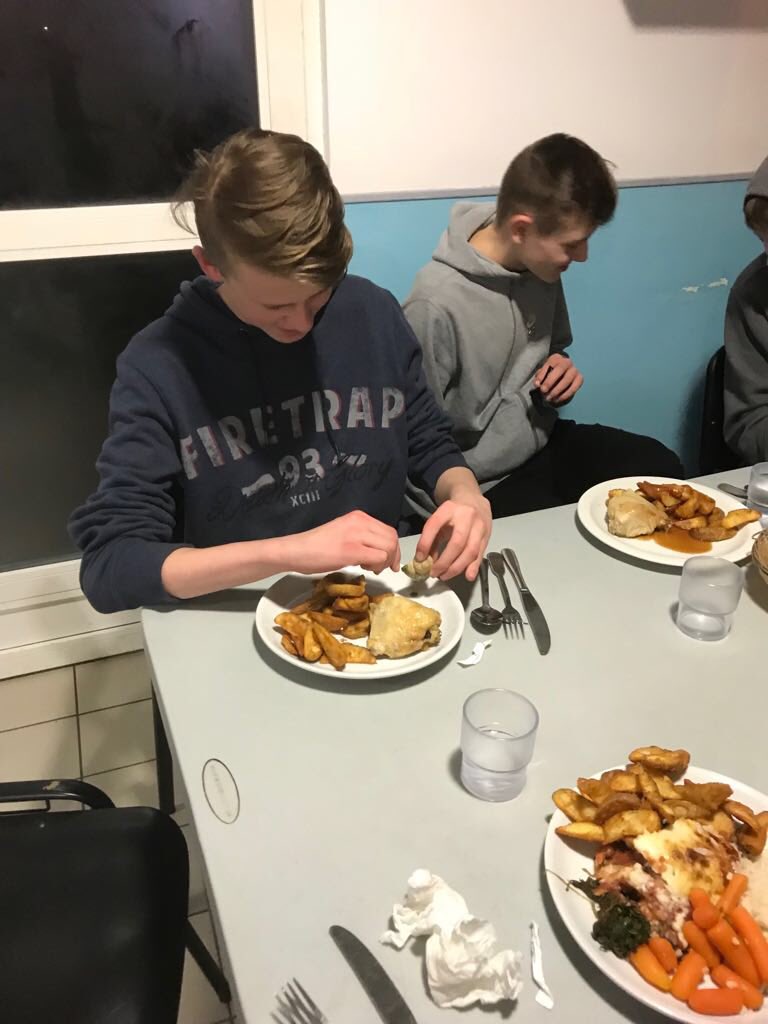 Malbank_History's tweet photo. 1/ Lovely evening meal tonight, some people were brave enough to try the snails! π #snailclub https://t.co/7W1QnNp8y7