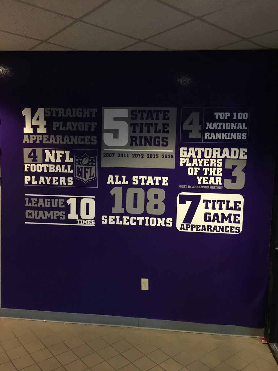 coachbdawson's tweet image. Numbers change every year on the #walloffame Waiting on @austinallen8 to change another one! Congrats and good luck brother. Purpledogs rooting for you! #combineinvite