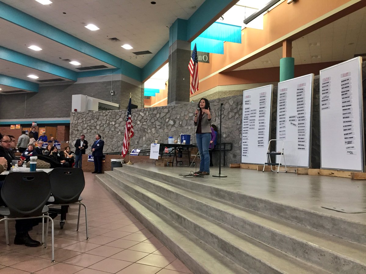 xochnm's tweet image. What a start to the day! @DonaAnaDems are energized and ready to turn NM-02 blue. Off to the next stop in Deming with the Luna County Democrats #TeamXoch