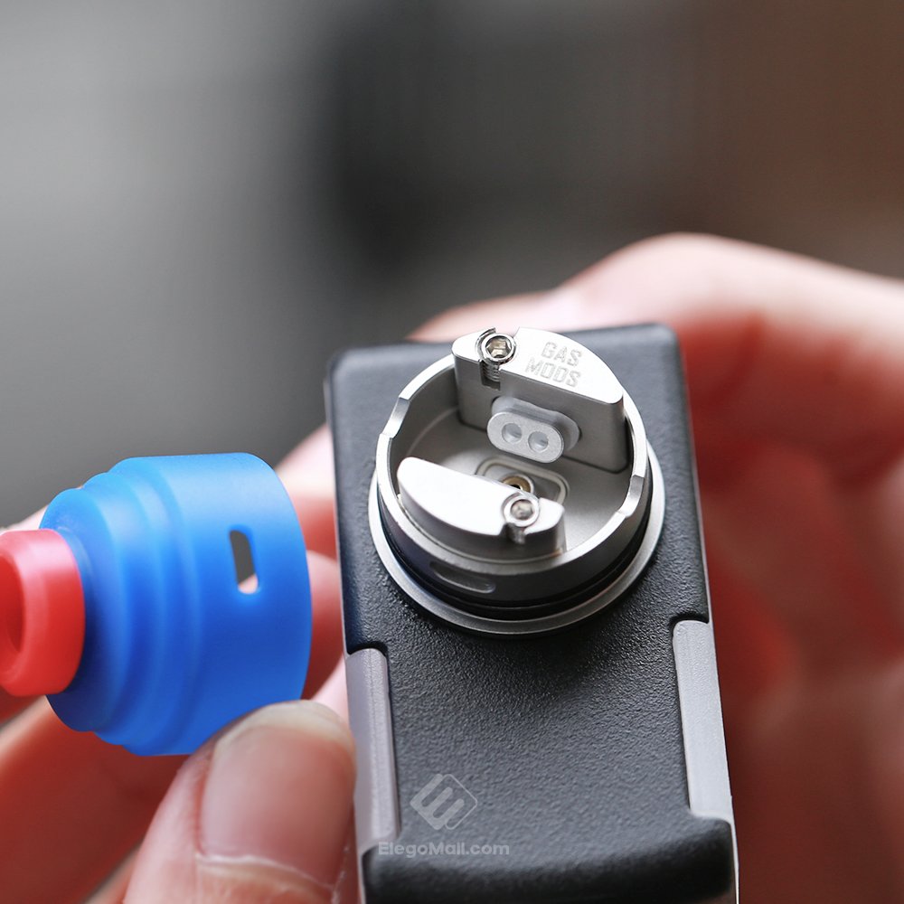 ElegoMall's tweet photo. Want a compact yet elegant dripper??
Gas mods G.R.1 RDA
22mm or 24mm vape in one tank!
https://t.co/8EesDPFxf2
The most fixable vape atty which could be customized with your preference by its fabulous accessory
#ELEGOMALCOM #GASMODSGR1RDA #gasmods #gasmodsgr1rda #gr1rda #rda https://t.co/5KaXtk2Rkl
