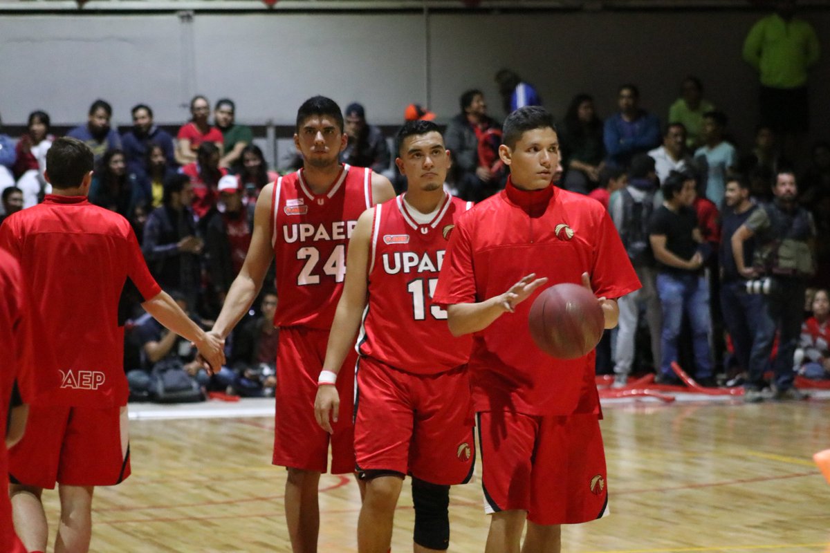 DiMasTVmx's tweet photo. Con marcador de 62-48 las @DeportesUPAEP de baloncesto varonil derrotaron en Monterrey a los @BorregosMty para sumar su triunfo número diecinueve de la actual temporada en la @AsocBasquetEst #PUEBLA #DimasTV #UPAEP https://t.co/bmDbu9O2yi