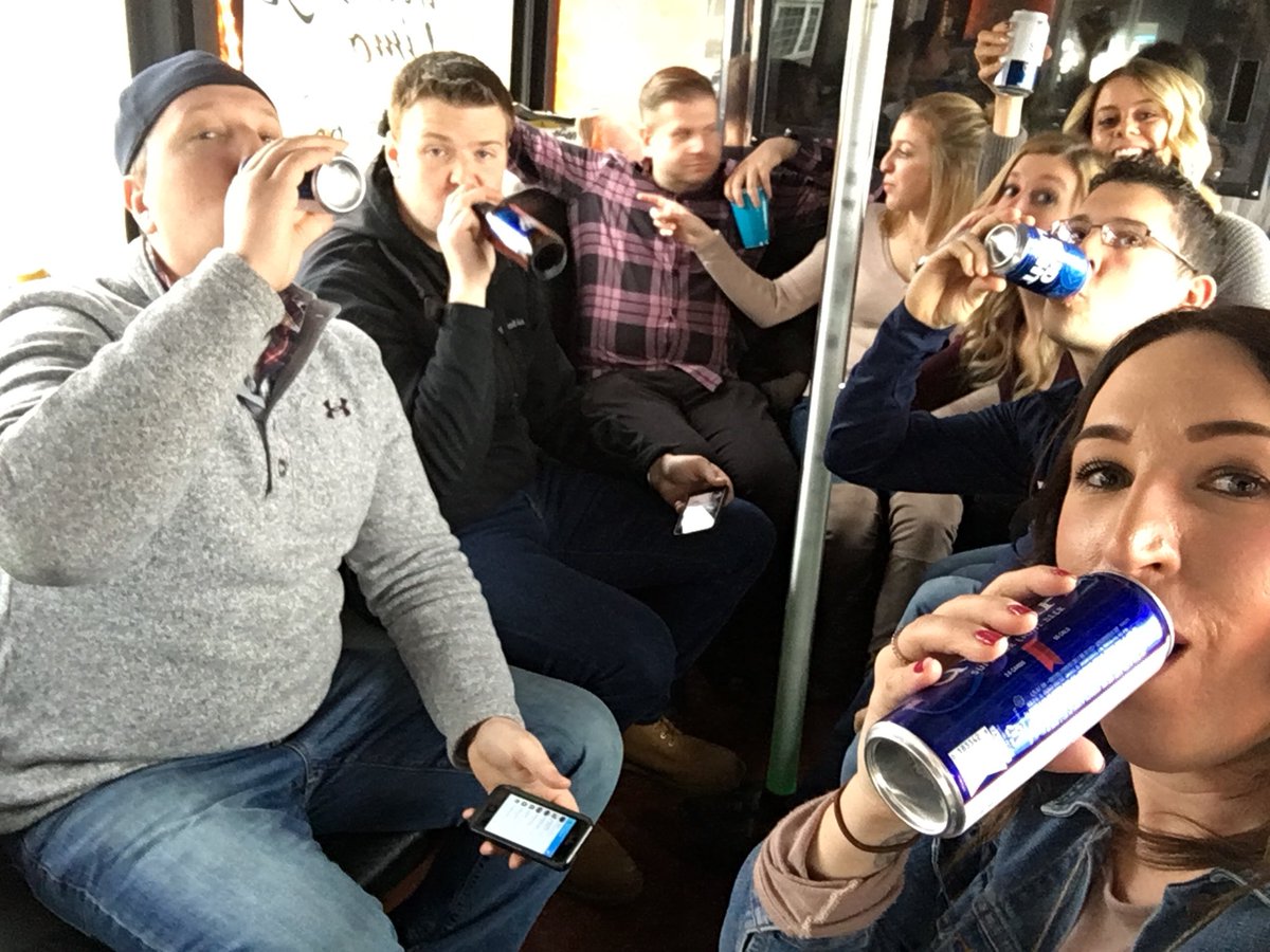 lx3rae's tweet photo. Watch out @HeyItsKamo #BeerModels https://t.co/6tGFK35vRF
