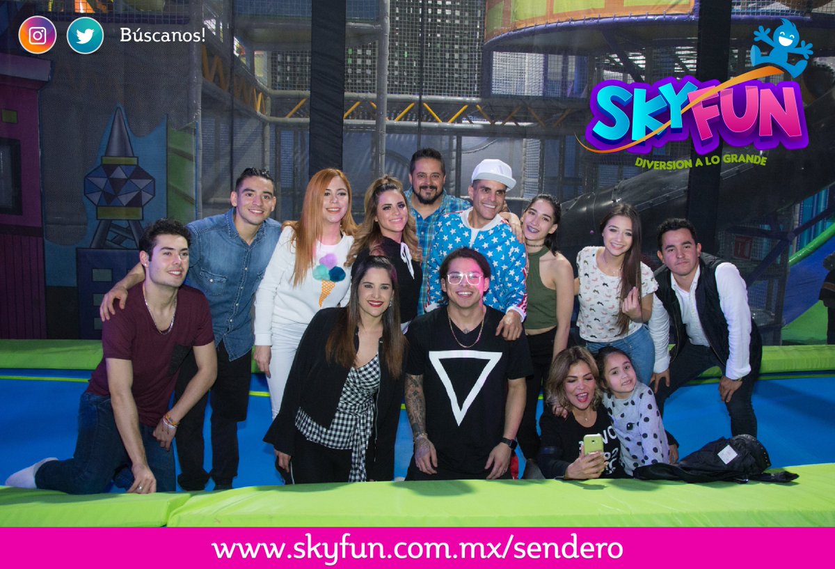 SkyFunSendero's tweet photo. Hoy lunes también es un buen día para visitarnos!😁😉😃✨
Te esperamos en SkyFun! ❤️💜💚
#SkyfunSendero #DiversiónALoGrande #Salta  #Happy https://t.co/zxvy2AOLyN