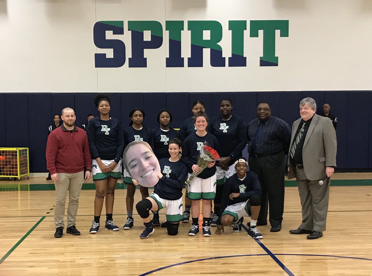ThomasJLemon's tweet photo. Sophomore Lisa Tiberi was honored today by @delawaretech women’s basketball team. Lisa, from St. E’s, was recognized by her coach, family and team. #dtccpride https://t.co/NuevO7TLFe