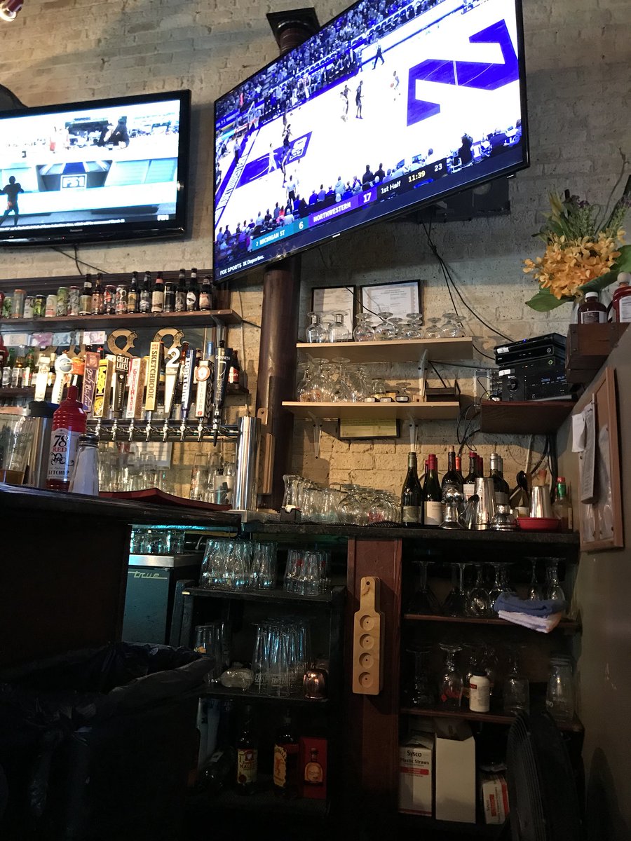 Bat17Evanston's tweet photo. Let’s go Cats!
#bat17 #b1gcats https://t.co/2REJJZOMvq