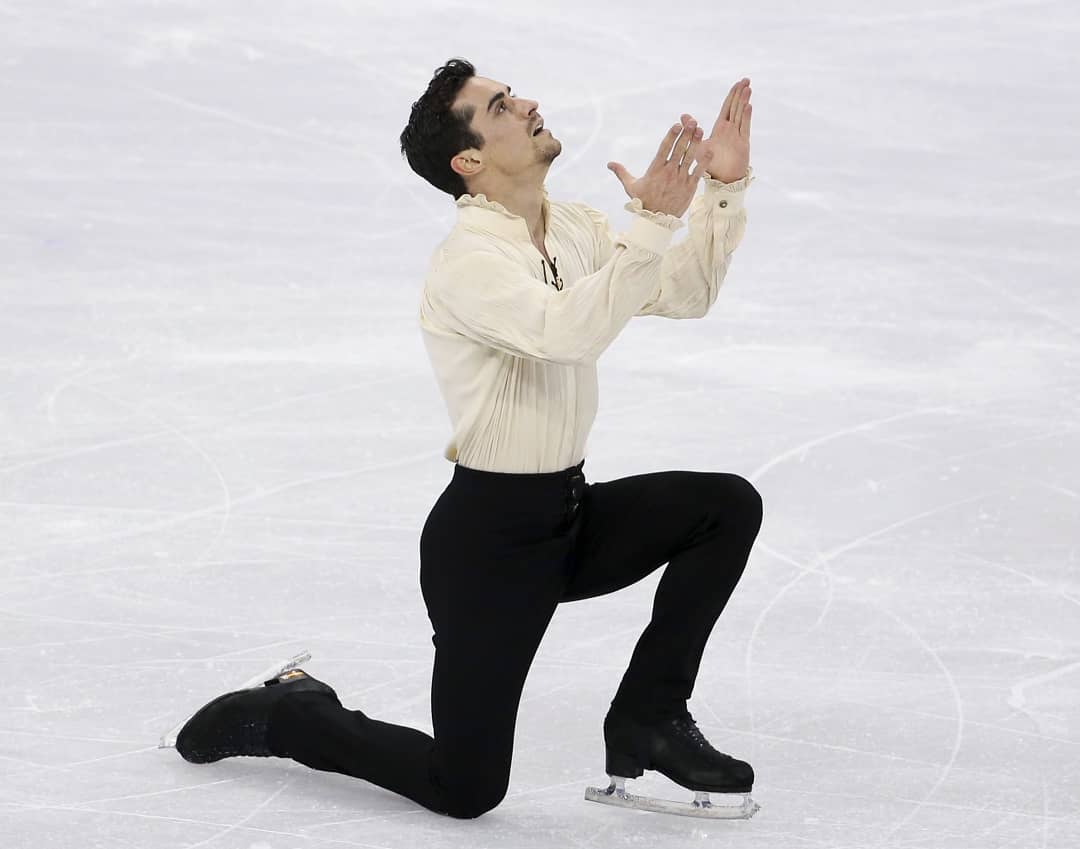 ISU_Figure's tweet photo. 🏆 The 2018 Men's Pyeongchang Olympic medalists 🏅🏅

🥇 Yuzuru Hanyu #yuzuruhanyu 🇯🇵
🥈 Shoma Uno #shomauno 🇯🇵
🥉 @javierfernandez #javierfernandez 🇪🇸

🔗  https://t.co/aJo1EIrV7g 

#⃣ #FigureSkating #PyeongChang2018 https://t.co/kPjkyd6JUJ