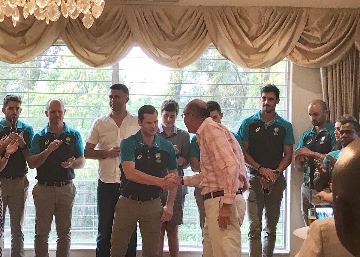 AuHCSouthAfrica's tweet photo. Aus High Commissioner hosting Australian Cricketers ahead of their tour of South Africa #AUSvSA #SAvAUS #AusTest @CricketAus @CAComms @OfficialCSA 🇦🇺 https://t.co/EUy1mhT0Wi