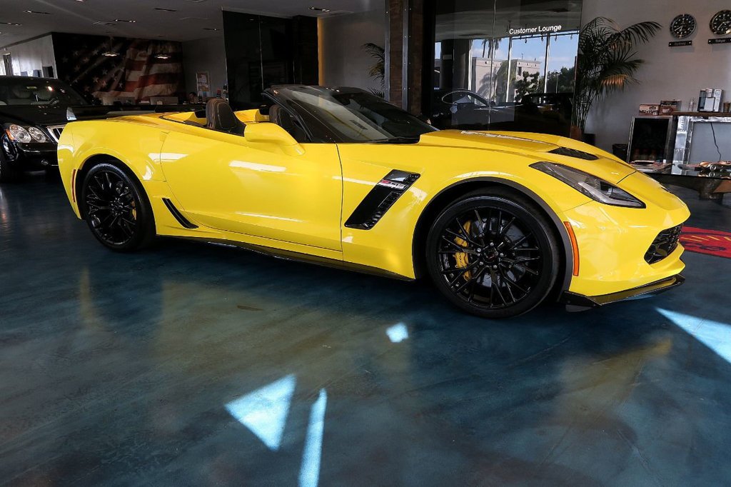 OCAutosource's tweet image. 2016 Chevrolet Corvette Z06 Convertible 3LZ in Corvette Racing Yellow Tintcoat. throbbing V-8. Roll the top back, listen to the exhaust, and experience the freedom of ground-bound flight! #Corvette #supercharged #Racing