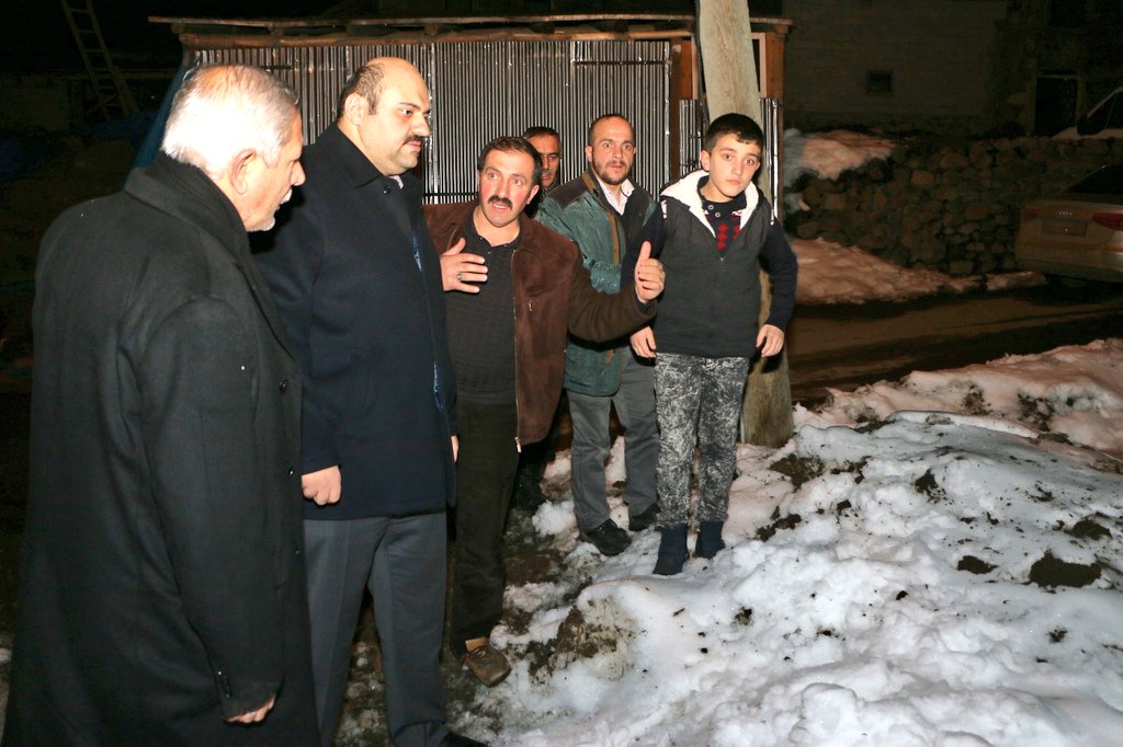 muhammedcevdet's tweet photo. Kavaklıdere'de Yaptığımız Çalışmaları Muhtarımız ve Burada Yaşayan Hemşehrilerimizle Birlikte Değerlendirdik. Önümüzdeki Çalışma Sezonunda Yapacağımız Hizmetlerin Planlamasını  Yaptık. https://t.co/NuzubVXKJ4