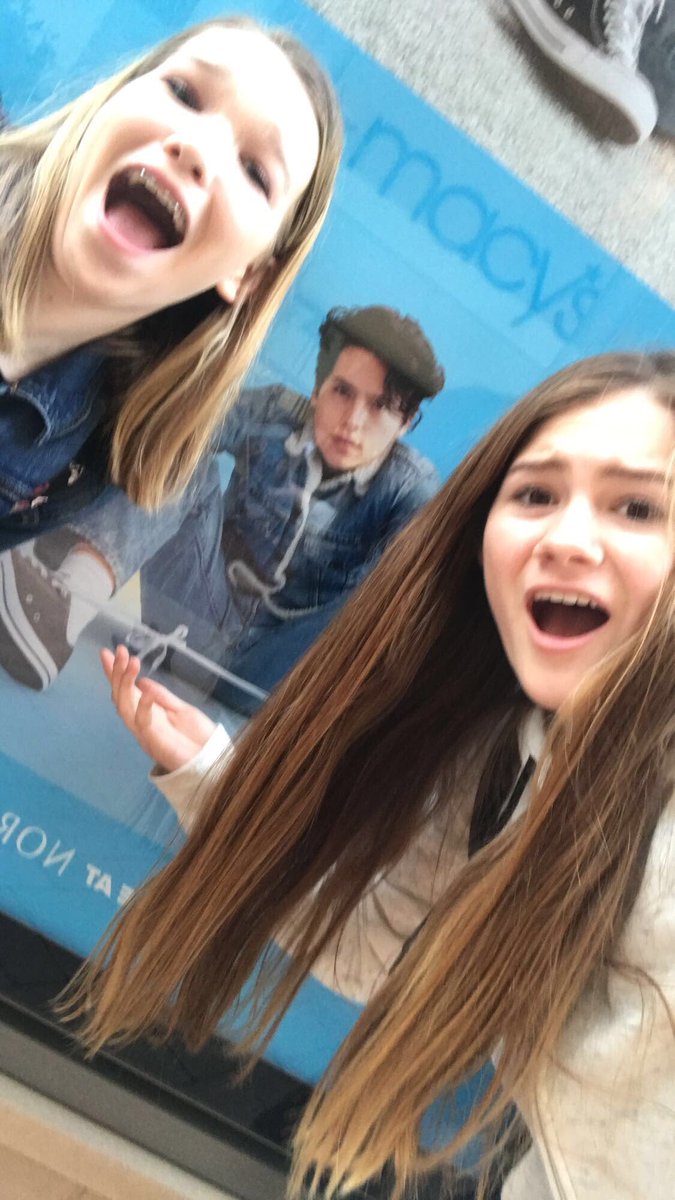 emmakatersm's tweet photo. why so serious @colesprouse https://t.co/2agrSFR3XW