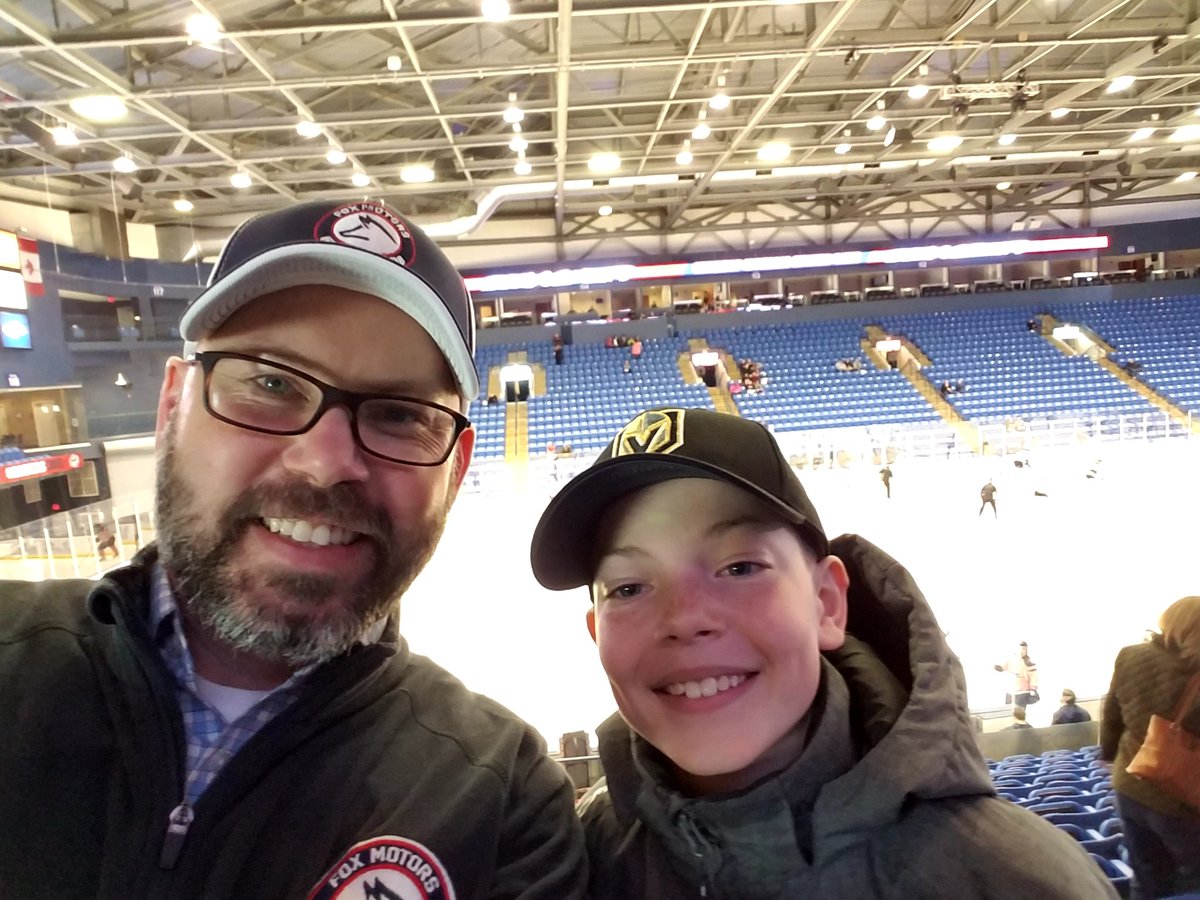 Headed down to Bloomington after our games in Chicago to see <a href="/FoxMotorsHockey/">Fox Motors Hockey</a> alumni <a href="/brad_marek19/">B marek</a> play. Go @ciflyingaces !! #foxmotorsfamily #RiseAsOne