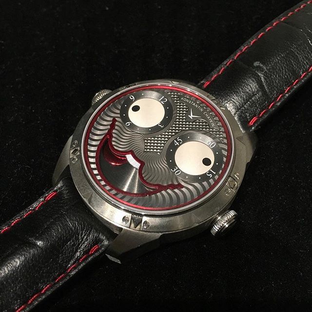Kiran__Shekar's tweet photo. Konstantin Chaykin's unique version of the Joker watch for the charity Only Watch 2017 auction.
#konstantinchaykin #chaykin #joker #onlywatch2017 #onlywatch #independentwatchmaking #independentsdoitbest https://t.co/Kz4mneLEXM https://t.co/ElJfD6f28c