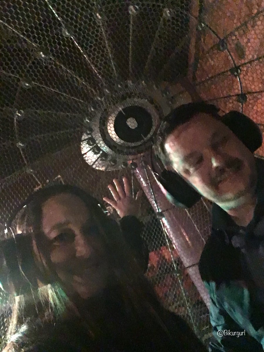 bikurgurl's tweet photo. We’re electric ⚡️We survived the Cage of Doom!
••••••
#electric #roadtrip #familytravel #bikurgurl #sparkmuseum #itselectric #tesla #nikolatesla #teslacoil #cageofdoom #kiss #wekiss #travel #travelphoto #travelblogger #travelselfie #myman https://t.co/amBwenpYIi