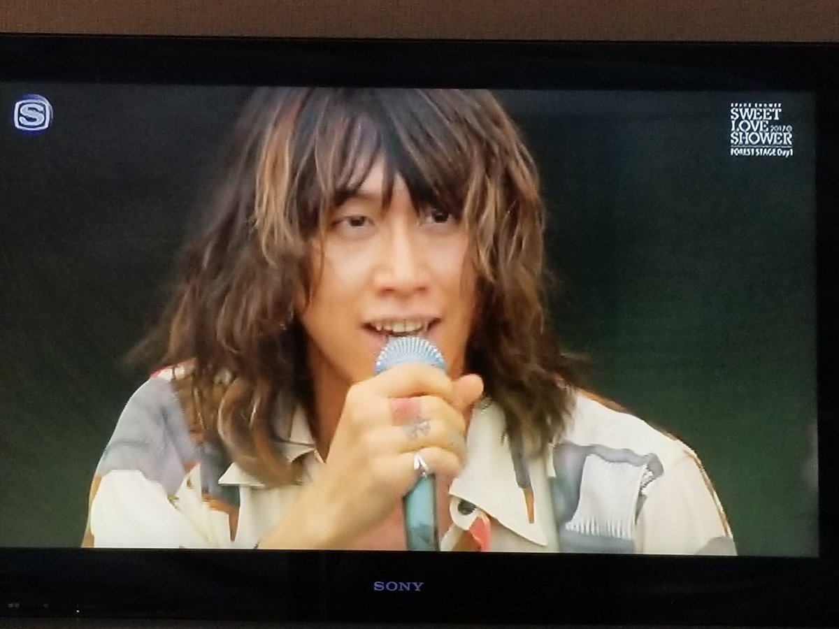 0302reiizm's tweet photo. 朝から家族で鑑賞🎶
最後に「きらめきDancin’」って( ・ㅂ・)و ̑̑
長男はSUPERBEAVERが良かったそうです( ‘-^ )b
気持ちは奈良へ〜〜
#speceshowertv
#sls2017
#foreststage
#BRADIO
#SUPERBEAVER https://t.co/N98FcVd8Uw
