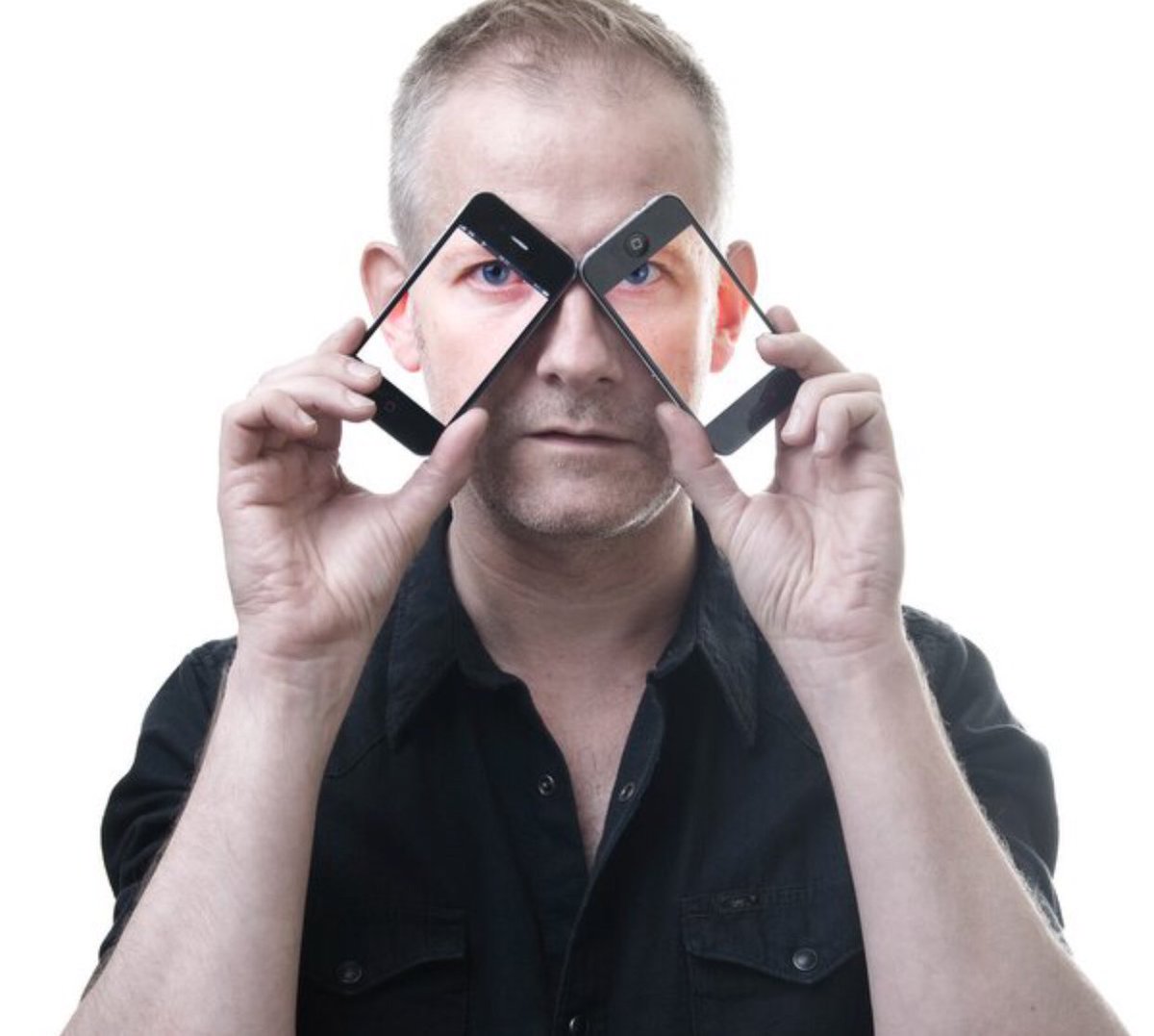 tournier_chloe's tweet photo. Les téléphones et les ordinateurs sont ils + forts que les mentalistes...? Incroyable spectacle de #Thierrycollet ce soir @LaVillette #MagicVIP #mentalisme et #illusion. Bientôt @MSC_Officiel ! https://t.co/QZwUFOLQ8n