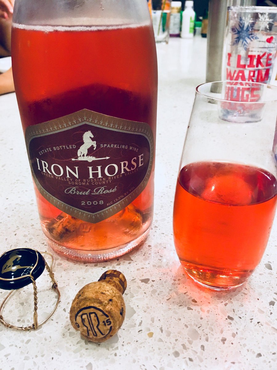 mmratx's tweet photo. @IronHorseVyds night, #roundtwo. Reaching back a decade with the #rosébubbles https://t.co/5X6WAVuBrS