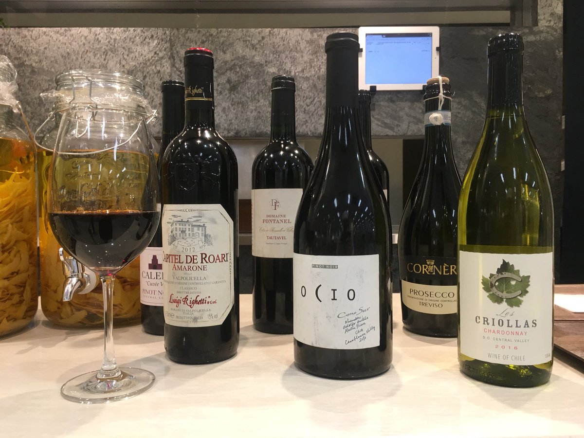 元祖ボロネーゼ専門店 𝘽𝙄𝙂𝙊𝙇𝙄 Bigoli 本日もオープン致します 知らない方も多いのではないでしょうか ビゴリ はフードコートで唯一お酒の楽しめるお店なんです 今日は日曜日 昼飲み いかがですか おはようございます パスタ 品川 元祖ボロネーゼ専門店 𝘽𝙄𝙂𝙊𝙇𝙄 Bigoli 本日もオープン致します 知らない方も多いのではないでしょうか ビゴリ はフードコートで唯一お酒の楽しめるお店なんです 今日は日曜日 昼飲み いかがですか おはようございます パスタ 品川