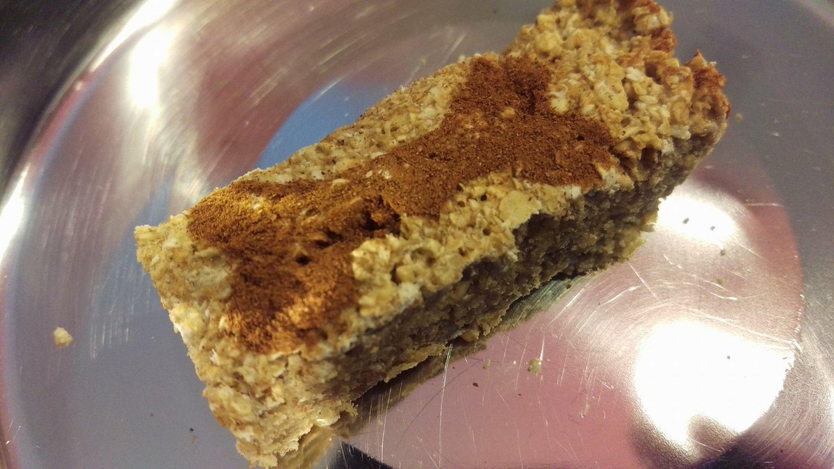 CosaigInners's tweet photo. Luke, still sore from being called a #lazygreyhound has been hard at work taste testing my new Banana Dog Flapjack today #ringingthechanges #flapjacksnotjustforhumans https://t.co/EM0hj9q3hj