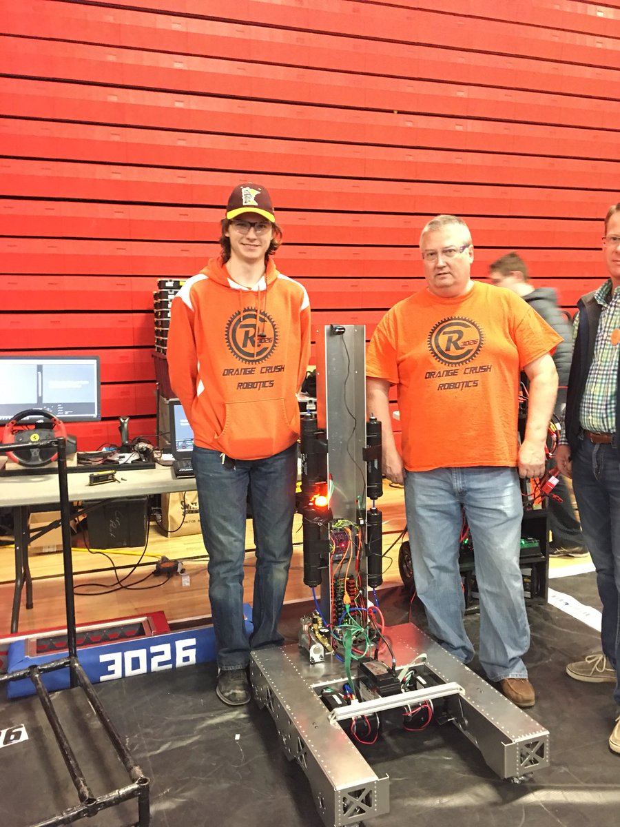 <a href="/ocr3026/">Orange Crush</a> has patented perfection in their Posi-Canum drivetrain, as a plain exterior hides great intricacy

Labview is Orange Crush’s area of expertise, &amp; a 19yo alumni will be the Labview Expert at the Duluth Regional; the youngest CSA in FIRST

#FIRSTPOWERUP #robots #omgrobots