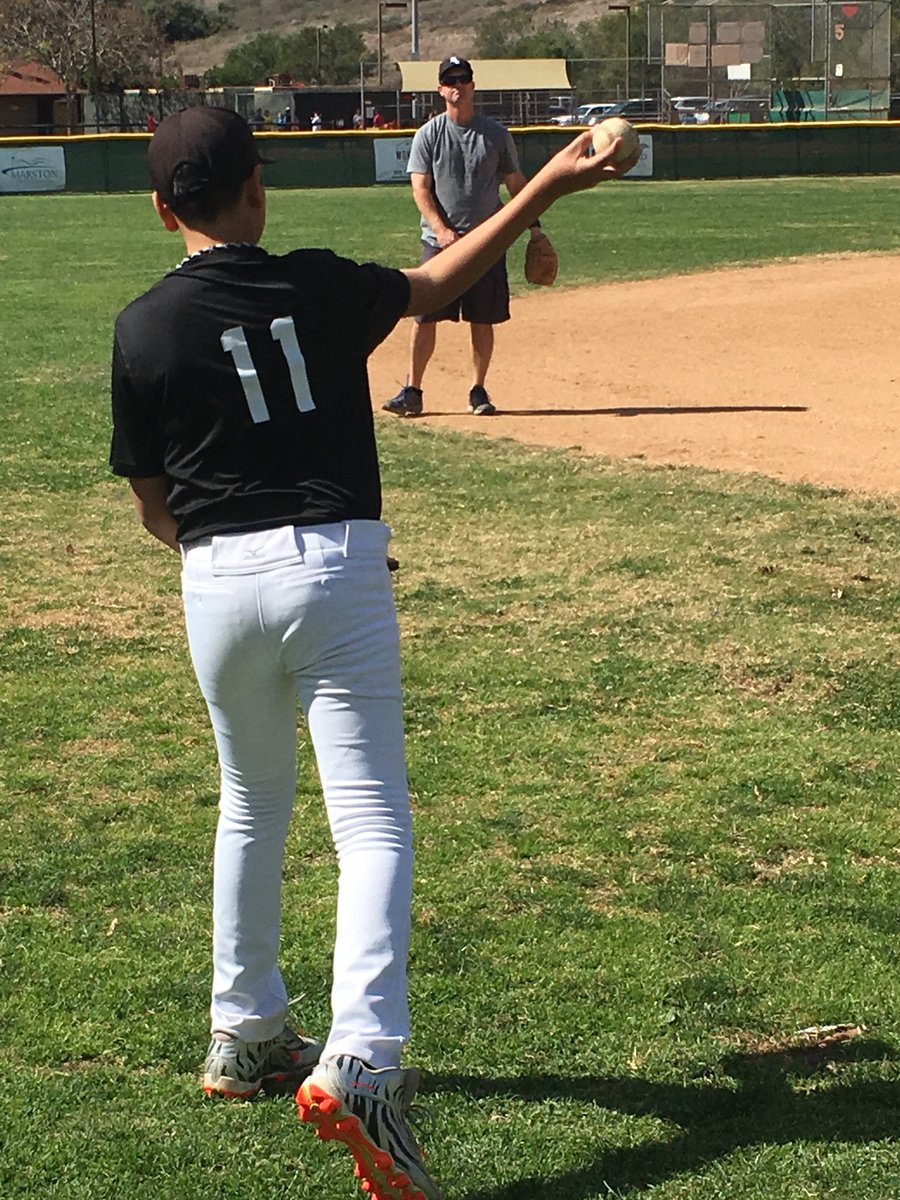 PhilBFox5's tweet image. #RPLL #Jaden #PracticeTime #WhiteSox #SaturdayAfternoonGroove #lovemyboy