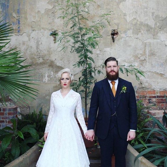 honeysucklecast's tweet photo. Repost from @alilophoto of Ria & Tom’s wedding at Calke Abbey💕 Love this shot!
•
•
•
#WeddingPlanning #weddinginspiration #weddinginspo #IDo #derbyshirewedding #countrysidewedding #derbyshire #thatsdarling #instawedding #Eastmidlandswedding #BrideAnd… https://t.co/280nHfZX9e https://t.co/IvVuSuDufh