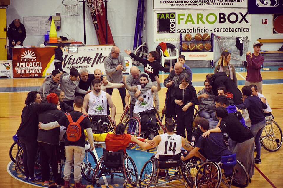 Simonbrown5's tweet photo. Important win over the reigning champions this evening. Very proud of the team for showing the fight we've been lacking in recent weeks. Right direction for the cup and playoffs coming up! #amicacci #insiemeamicacci #win #wheelchairbasketball https://t.co/CT1dev65HL
