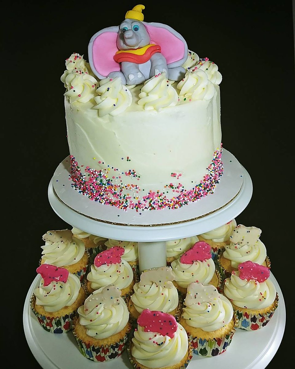 tiffysweettreat's tweet photo. "The very things that hold you down are going to lift you up" - Timothy Q. Mouse, Dumbo. Cherry chip cake with cream cheese frosting topped with sprinkles and frosted animal cookies. #fondantdumbo #cherrychip #creamcheesefrosting #animalcookies #birthdaycake #tiffyssweettreats https://t.co/jh39eVJ3CB