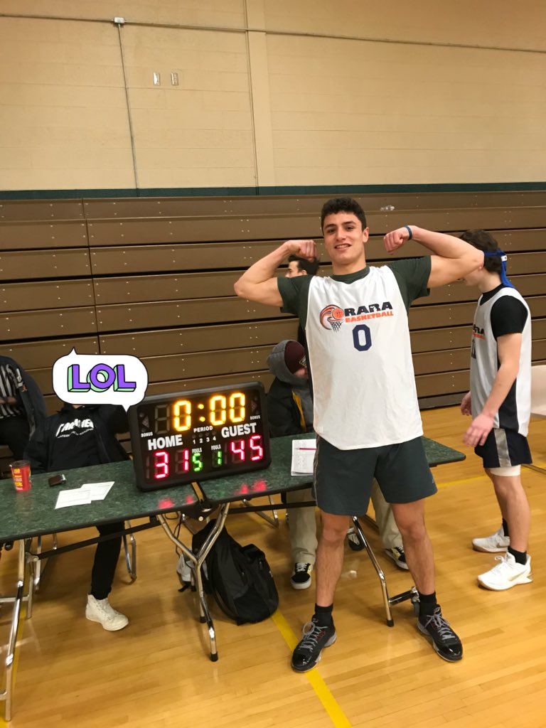 LeaksRARA's tweet photo. @RaraDinnerTime  with the easy dub over @LegendaryPogs  45-31. @davidkarwaski with 14pts👀 https://t.co/AnV4zXEbNn