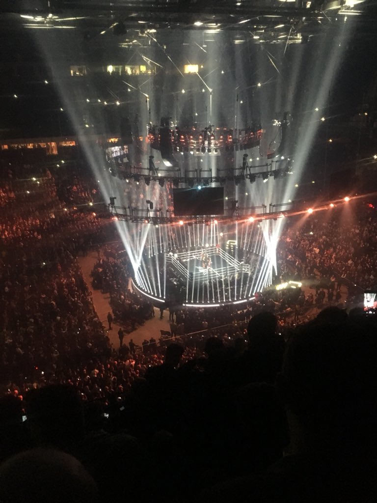 System2music's tweet photo. @ManchesterArena £70 for a ticket and your tv doesn’t work. https://t.co/Mu9Xw2CXQO