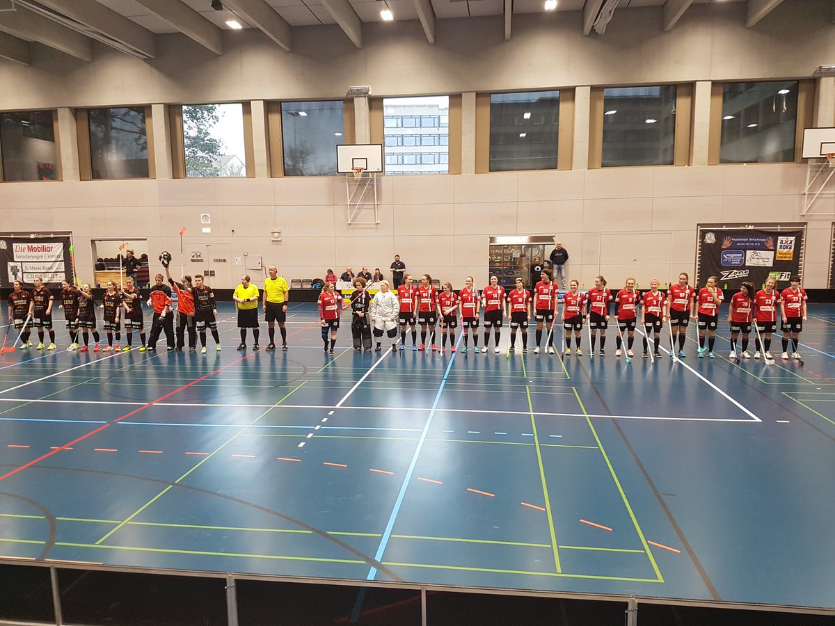 JaniValli's tweet photo. the first game in the viewer's role #swissunihockey #unihockey #floorball #Playoffs Super Damen 👍 #ubr @UH_Basel_Regio #NLB https://t.co/8F2Hj3Y37k