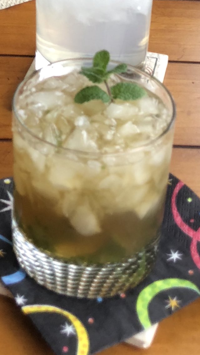 Robyn Mendel tweet media