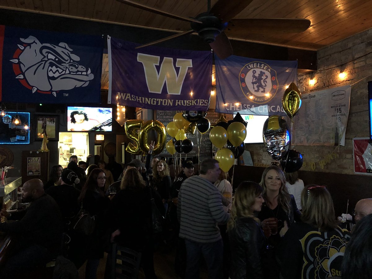 Chelsea_Chicago's tweet photo. When one of ours turns 40, celebrate. #Chuckago @graystonetavern https://t.co/D8i8V7rI3g