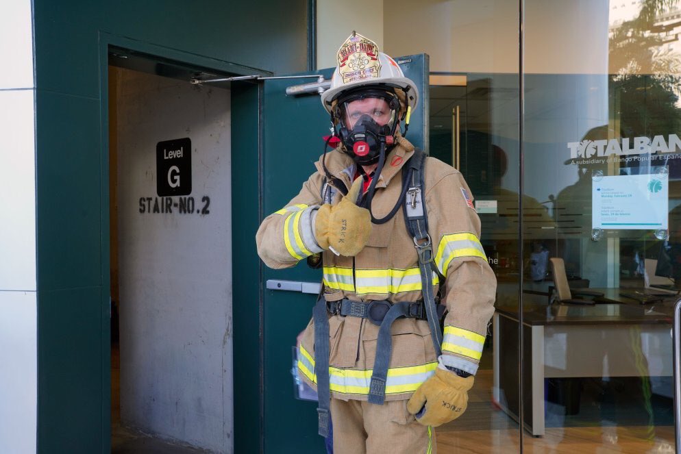 MiamiDadeFire's tweet image. Several #MDFR firefighters answered the call this morning in the fight against Leukemia and Lymphoma by participating in the Miami Firefighters Stairclimb benefiting @LLSusa. 👏 #MDFRInTheCommunity