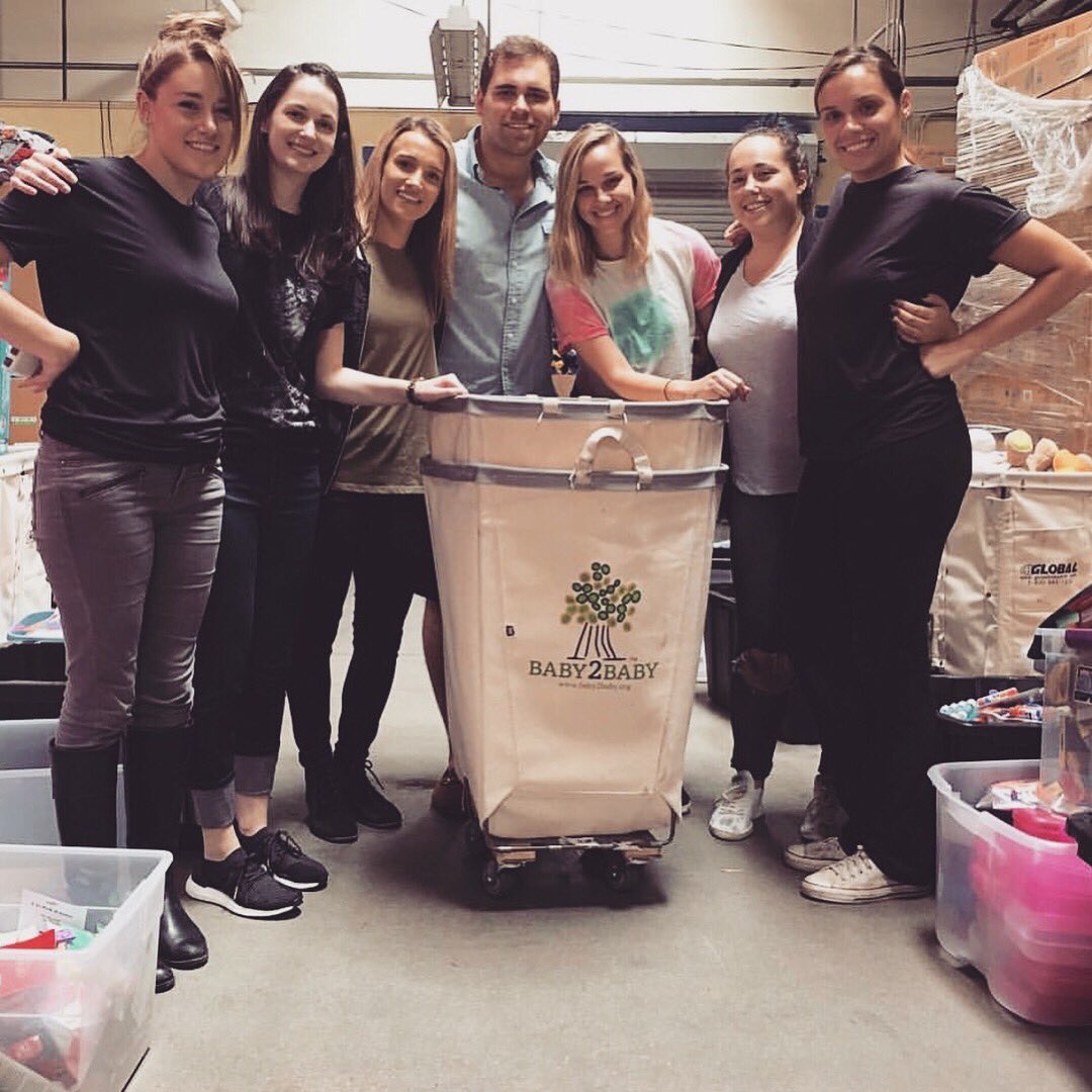 selectmgmtgroup's tweet photo. No act of kindness, no matter how small, is ever wasted. β€#RandomActsofKindnessDay #SelectIMPACT https://t.co/lOMfea1MjF