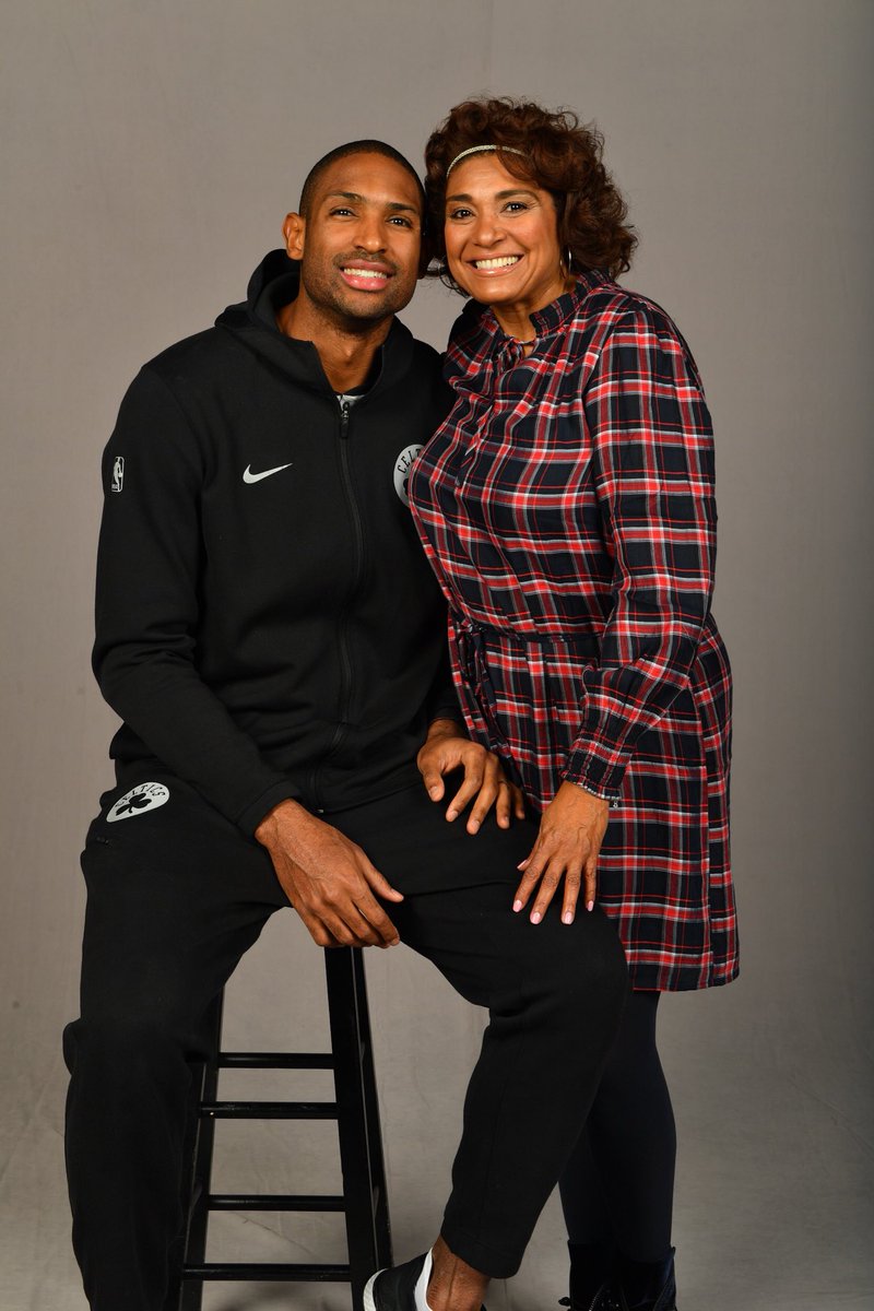arelismreynoso's tweet photo. Sesión de fotos del #NBAAllStarWeekend feliz junto a mi primogénito @Al_Horford https://t.co/tMlRKZdavH