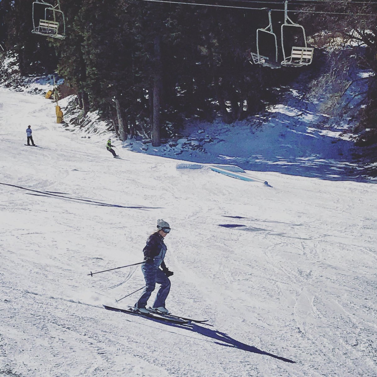 Dom_Grossman's tweet photo. When the pregnant lady skis better than 80% of the rest of the mountain.. #twopandas https://t.co/7NwC49BgWl