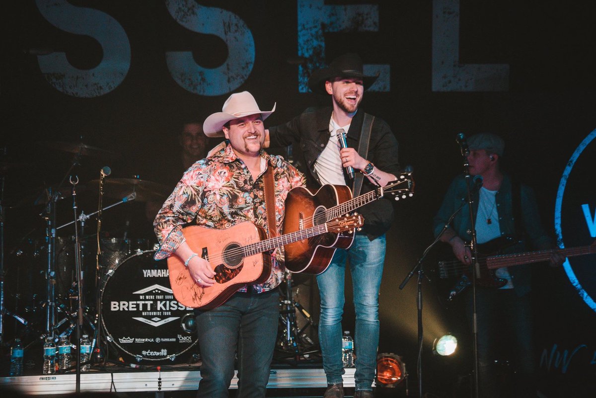 trevorpanczak's tweet image. So far so good with @BrettKissel!!#wewerethatsong #wewerethatsongtour #brettkissel #dandavidson #trevorpanczak #acma #ccma #countrymusic