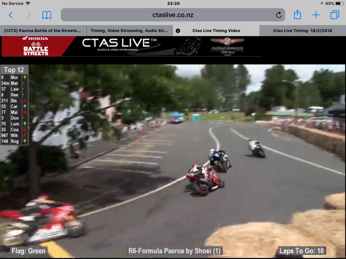 MarkDennis2's tweet image. Superbikes underway #Paeroa #battleofthestreets