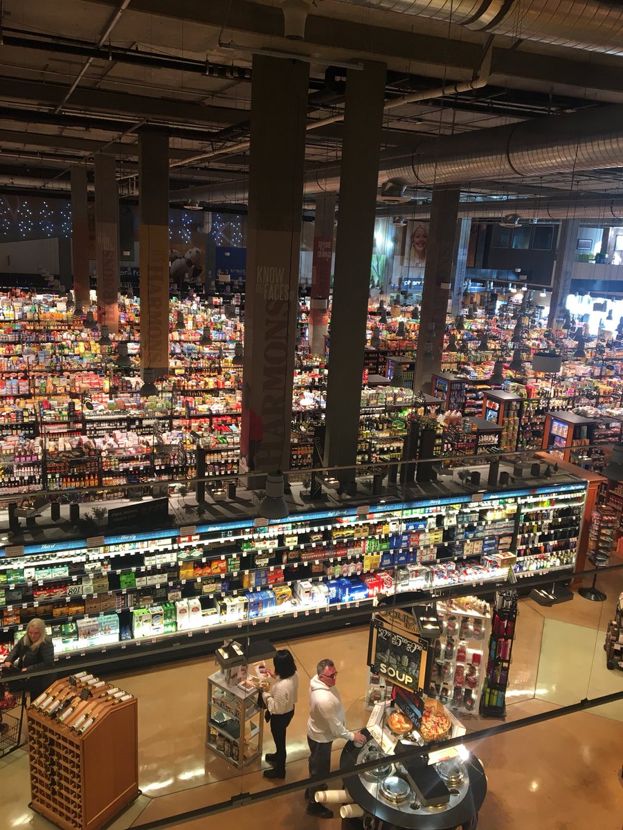 boy_snack's tweet photo. Snacks eye view.  #snackboy https://t.co/fddMLe5vld