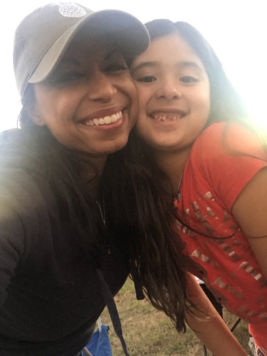 melodee1578's tweet image. Sitting next to an ECE student ! At the light fest ! #ecepantherpride