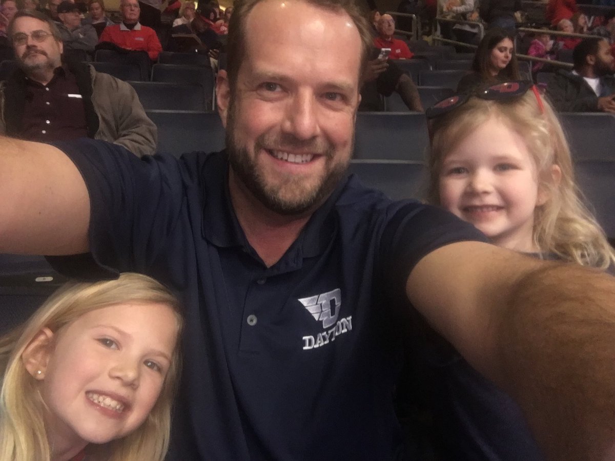 brykai01's tweet photo. #Dayton6th 1st Flyers Game Kelly(8) Carolyne (5). Go Flyers!!! https://t.co/bdPx2n4f1u