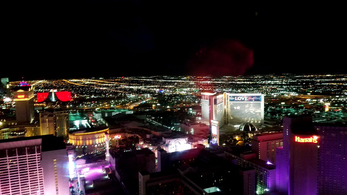 WStirny's tweet photo. Great night celebrating ICE 2018 kickoff! Thank you, Tri-Imaging for a memorable evening! 
#attendice
#HighRoller https://t.co/DCDb18LL5l